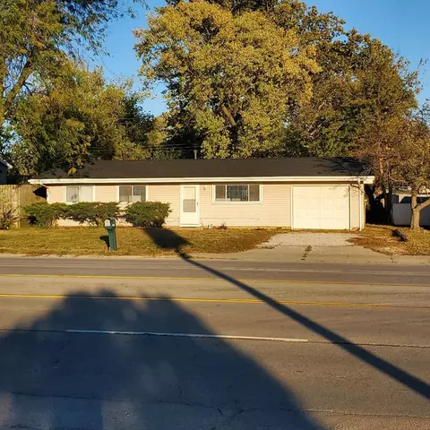 1504 N Mattis Ave, Champaign, IL 61821