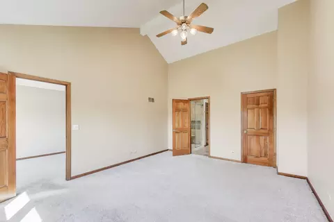 Bedroom - 552 Irvington Ct, Bartlett, IL 60103 photo 1 of 5