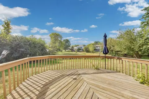 Exterior - 552 Irvington Ct, Bartlett, IL 60103 photo 2 of 5