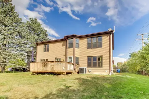 Exterior - 552 Irvington Ct, Bartlett, IL 60103 photo 4 of 5