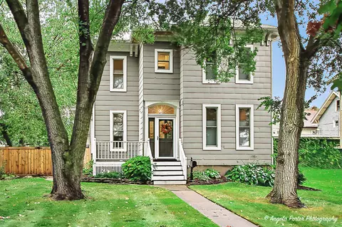 452 North Ave, Waukegan, IL 60085