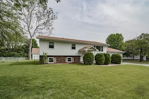 24460 Easy St, Plainfield, IL 60586