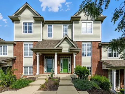 10701 Gabrielle Ln, Orland Park, IL 60462