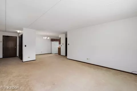 Living - 835 Pearson St #310, Des Plaines, IL 60016 photo 3 of 3