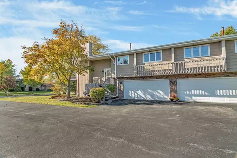 613 Johnson Ave, Frankfort, IL 60423