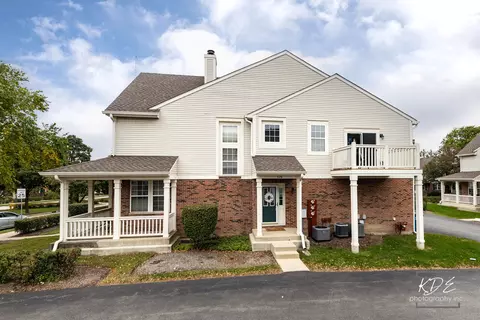 620 W Natalie Ln, Addison, IL 60101