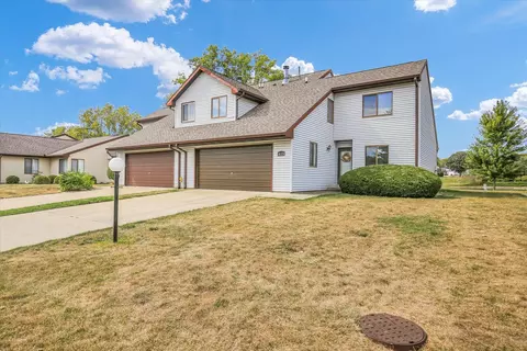 423 Clearwater Dr #423, Champaign, IL 61822
