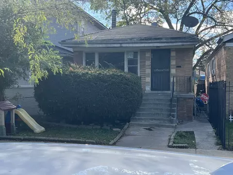 2115 W 68th Pl, Chicago, IL 60636