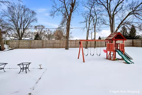 Exterior - 1909 Kennedy Dr, Mchenry, IL 60050 photo 2 of 3