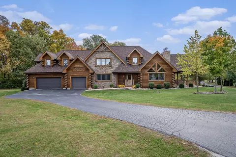 6125 Tulip Ln, Grant Park, IL 60940
