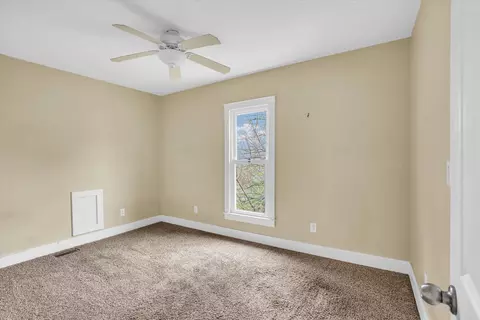 364 W Morris St, Bement, IL 61813 photo 28