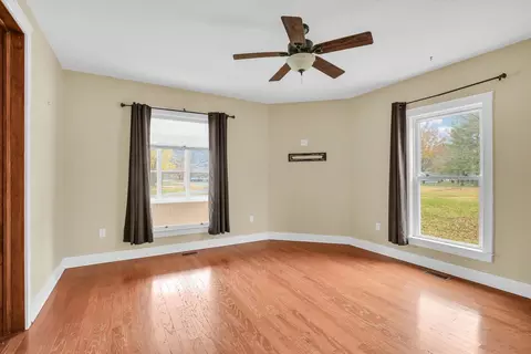 364 W Morris St, Bement, IL 61813 photo 17