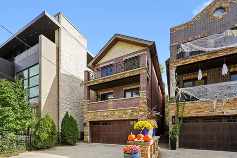 2953 N Honore St, Chicago, IL 60657