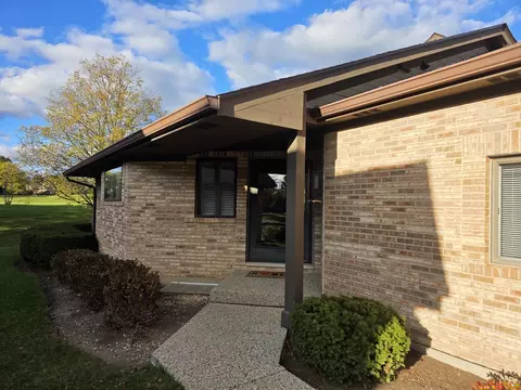 1764 Pebble Beach Dr, Hoffman Estates, IL 60169 photo 3