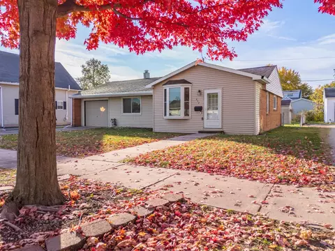 412 E Prairie St, Pontiac, IL 61764
