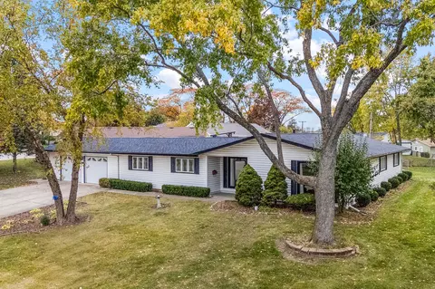 10330 Hilltop Dr, Orland Park, IL 60462