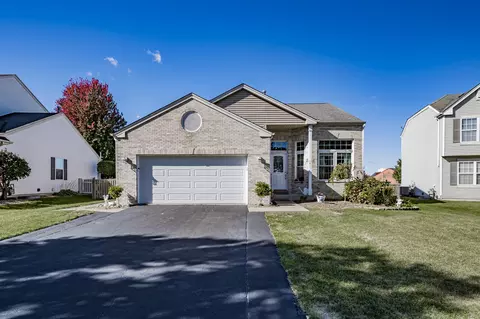 2107 Ashbrook Ct, Plainfield, IL 60586 photo 1