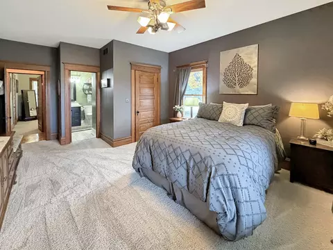 Bedroom - 580 Delmar Dr, Freeport, IL 61032 photo 2 of 9