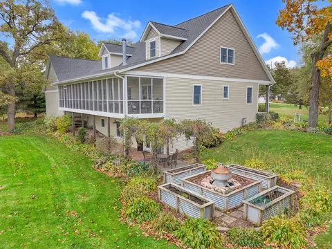 Other - 580 Delmar Dr, Freeport, IL 61032 photo 28 of 29