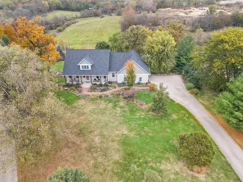 View/Area - 580 Delmar Dr, Freeport, IL 61032 photo 1 of 1