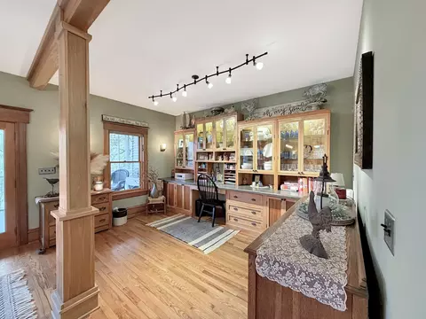 Other - 580 Delmar Dr, Freeport, IL 61032 photo 2 of 29