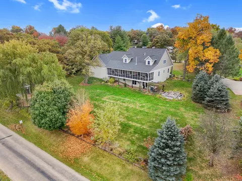 Other - 580 Delmar Dr, Freeport, IL 61032 photo 1 of 29