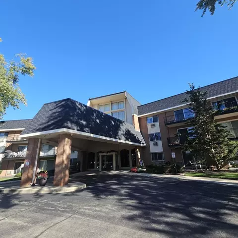 1198 Royal Glen Dr #312B, Glen Ellyn, IL 60137