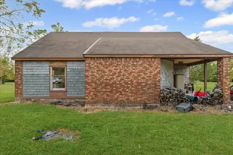 117 Hislop Dr, Cissna Park, IL 60924