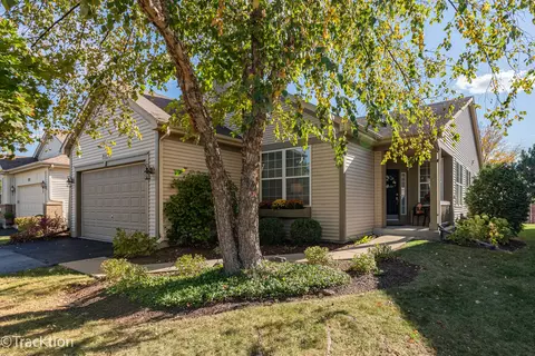 21123 Sterling Lake Ct, Crest Hill, IL 60403
