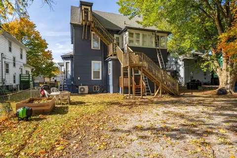 Exterior - 905 Elder St, Bloomington, IL 61701 photo 3 of 6