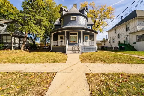 Exterior - 905 Elder St, Bloomington, IL 61701 photo 5 of 6