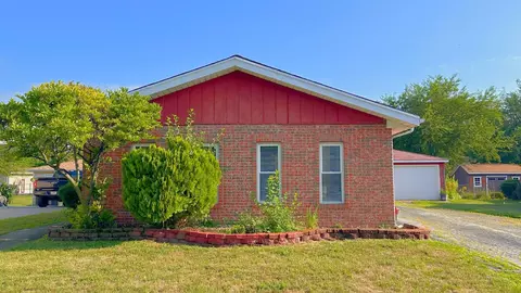 2316 E 207th St, Lynwood, IL 60411