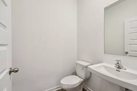 Bath - 319 Snowdrop Ln, Elgin, IL 60124 photo 1 of 6