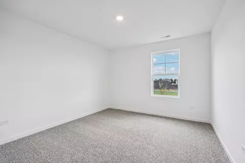 Bedroom - 319 Snowdrop Ln, Elgin, IL 60124 photo 5 of 13