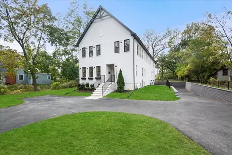 1302 Waukegan Rd, Northbrook, IL 60062