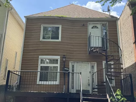 2630 N Central Park Ave, Chicago, IL 60647