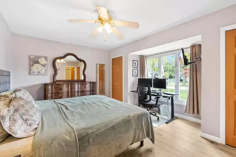 1310 Blair Ln, Hoffman Estates, IL 60169 photo 12