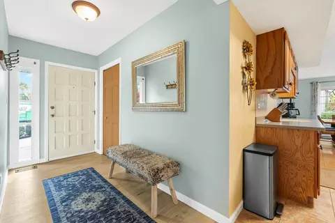 1310 Blair Ln, Hoffman Estates, IL 60169 photo 13