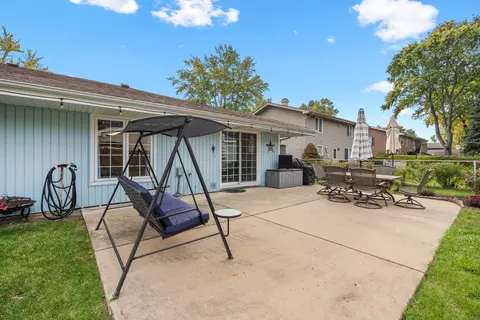 1310 Blair Ln, Hoffman Estates, IL 60169 photo 27