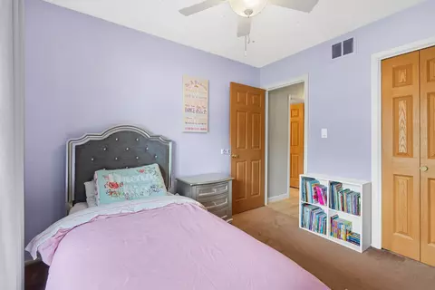 1310 Blair Ln, Hoffman Estates, IL 60169 photo 18