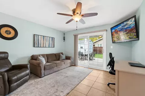 1310 Blair Ln, Hoffman Estates, IL 60169 photo 11