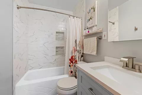1310 Blair Ln, Hoffman Estates, IL 60169 photo 15