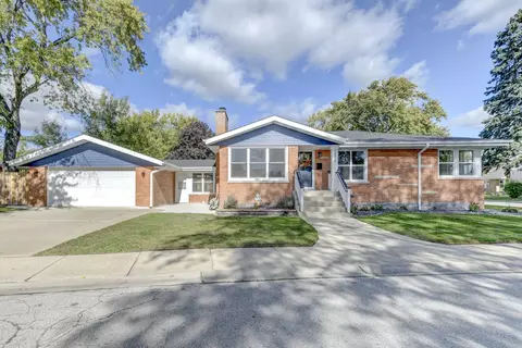 1014 E 163rd St, South Holland, IL 60473