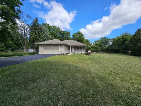 2614 33rd St, Zion, IL 60099