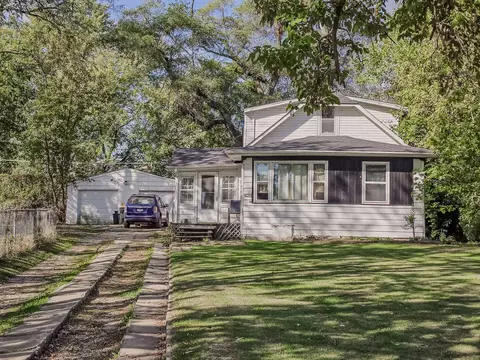 1428 Ardmore Dr, Round Lake Beach, IL 60073