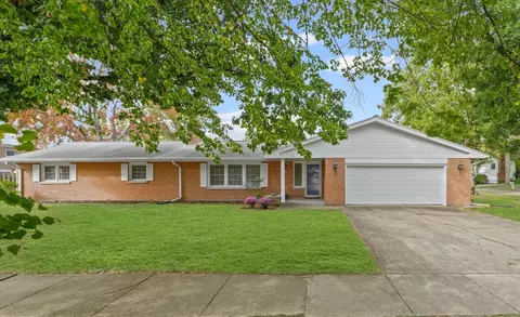 1725 Lincoln Pl, Champaign, IL 61821