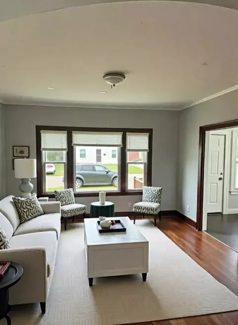 118 Wilcox Ave, Elgin, IL 60123 photo 5
