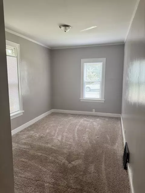 118 Wilcox Ave, Elgin, IL 60123 photo 12