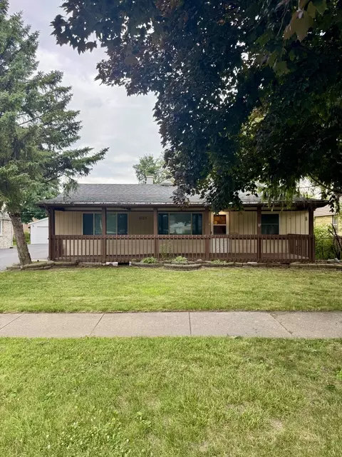 5125 W 101st St, Oak Lawn, IL 60453