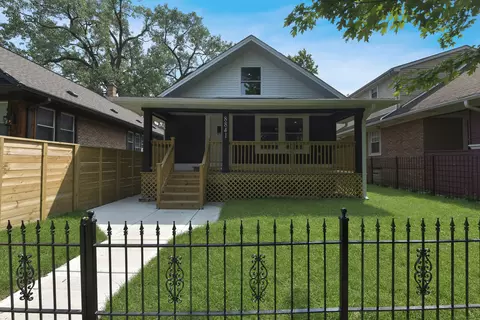 8841 S Elizabeth St, Chicago, IL 60620